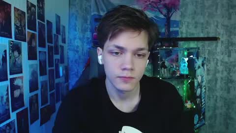 Kevin online show from April 28, 5:01 am