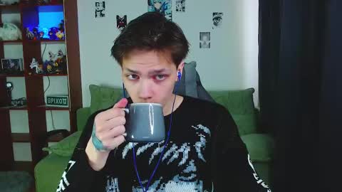 Snapshot of kevin_joestar chatting on September 26, 6:11 am Kevin online show from September 26, 6:11 am