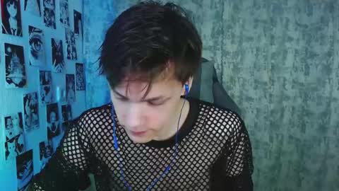 Snapshot of kevin_joestar chatting on October 15, 4:31 am Kevin online show from October 15, 4:31 am