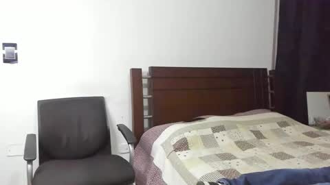 Snapshot of kevin_malone22 chatting on September 11, 1:15 am kevin_malone22 online show from September 11, 1:15 am