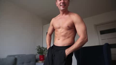 Kev online show from March 25, 6:28 am