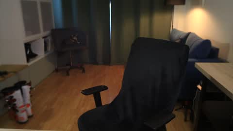 Kev online show from May 12, 4:15 pm
