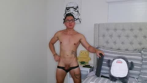 Snapshot of kevinkham chatting on October 20, 11:41 pm kevinkham online show from October 20, 11:41 pm