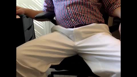 Snapshot of kevinkunze chatting on January 18, 8:40 pm KevinKunze online show from January 18, 8:40 pm