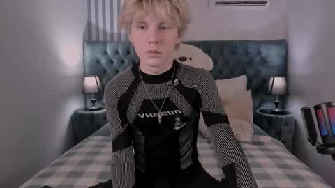 Kevin online show from November 11, 3:06 pm