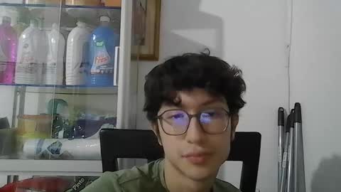 Snapshot of kevintdx chatting on October 3, 4:28 am kevintdx online show from October 3, 4:28 am