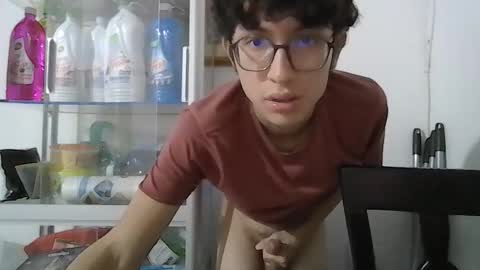 Snapshot of kevintdx chatting on October 2, 3:32 am kevintdx online show from October 2, 3:32 am