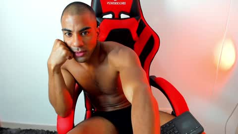Snapshot of kevinxblack chatting on December 9, 12:12 am sebastian online show from December 9, 12:12 am