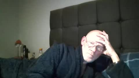 kevlooking4sez online show from February 22, 12:56 am