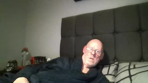 kevlooking4sez online show from January 28, 11:50 pm