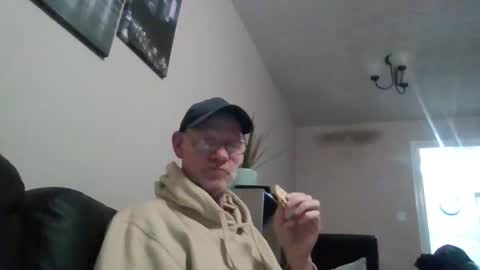 kevlooking4sez online show from February 22, 7:32 pm