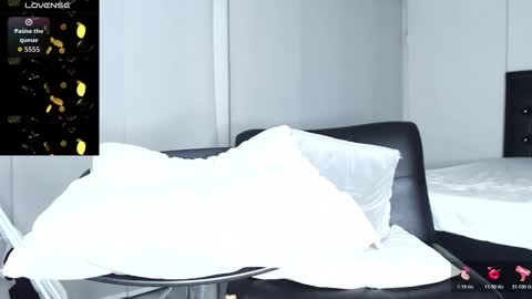 Snapshot of khalidrumie chatting on October 18, 5:12 am Khalid Rumie online show from October 18, 5:12 am