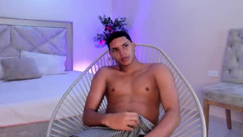 Khennan online show from October 9, 2:55 pm