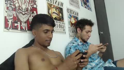 khevinlopezonig online show from April 25, 7:00 pm