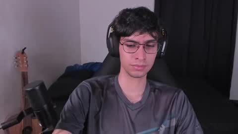Snapshot of khozler_ chatting on September 13, 2:18 pm khozler_ online show from September 13, 2:18 pm