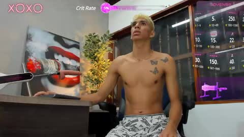 Snapshot of kieran_derek chatting on January 15, 11:32 am Kieran Derek online show from January 15, 11:32 am