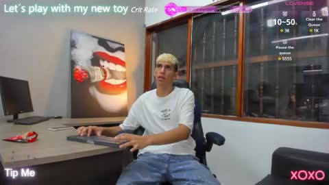 Snapshot of kieran_derek chatting on January 26, 7:20 pm Kieran Derek online show from January 26, 7:20 pm