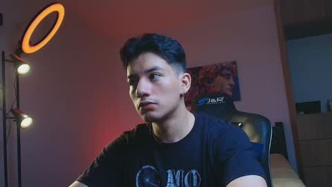 Snapshot of kikeruiz_19 chatting on October 20, 12:03 am kikeruiz 19 online show from October 20, 12:03 am