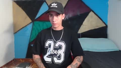 Snapshot of kilyan_ chatting on February 19, 4:44 am jahn online show from February 19, 4:44 am