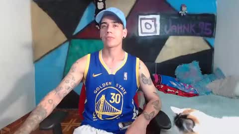 Snapshot of kilyan_ chatting on March 4, 3:11 am jahn online show from March 4, 3:11 am