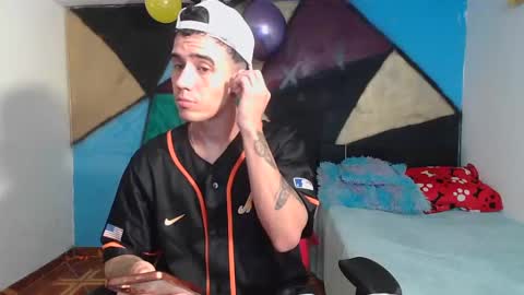Snapshot of kilyan_ chatting on February 22, 3:45 am jahn online show from February 22, 3:45 am