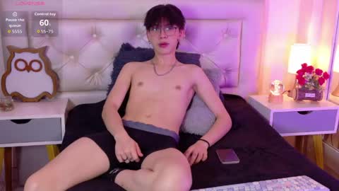  Adrien  online show from June 9, 3:19 am