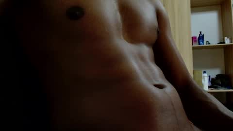 Snapshot of kinda_horny_right_now chatting on October 8, 9:46 am Isaac online show from October 8, 9:46 am