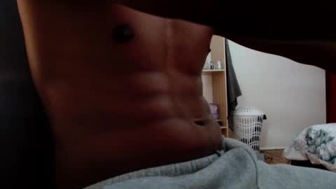 Snapshot of kinda_horny_right_now chatting on October 18, 7:13 am Isaac online show from October 18, 7:13 am