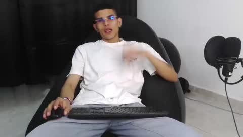 bryan online show from February 23, 3:29 am