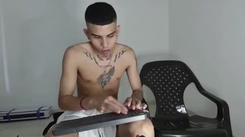 Snapshot of king_bryan19 chatting on September 28, 9:13 pm bryan online show from September 28, 9:13 pm