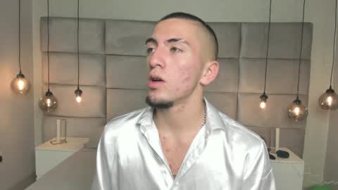 Snapshot of king_dante_ chatting on December 29, 8:37 pm King Dante online show from December 29, 8:37 pm