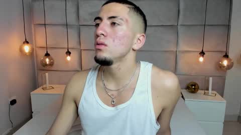 Snapshot of king_dante_ chatting on February 13, 8:03 pm King Dante online show from February 13, 8:03 pm