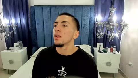 Snapshot of king_dante_ chatting on January 31, 8:01 pm King Dante online show from January 31, 8:01 pm