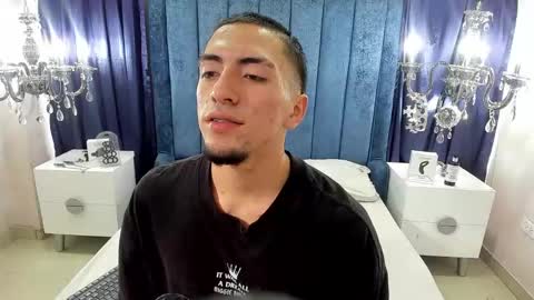 Snapshot of king_dante_ chatting on January 29, 8:04 pm King Dante online show from January 29, 8:04 pm