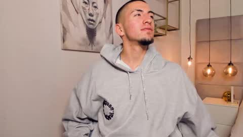 Snapshot of king_dante_ chatting on December 11, 9:00 pm King Dante online show from December 11, 9:00 pm