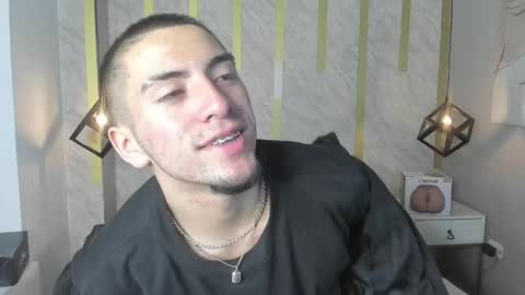 Snapshot of king_dante_ chatting on March 10, 8:12 pm King Dante online show from March 10, 8:12 pm