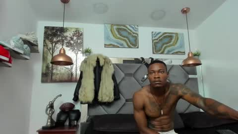 HOT MEN BLACK online show from December 4, 3:54 pm