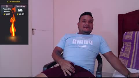 King LEO  online show from April 22, 1:27 pm