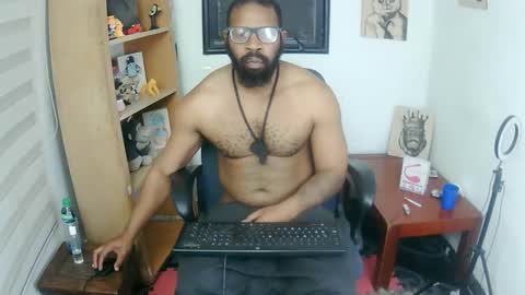 Malik  online show from November 20, 5:12 pm