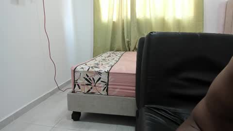 Snapshot of king_men2 chatting on March 9, 5:39 pm king_men2 online show from March 9, 5:39 pm