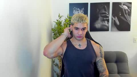 king_of_kings__ online show from December 2, 11:38 pm