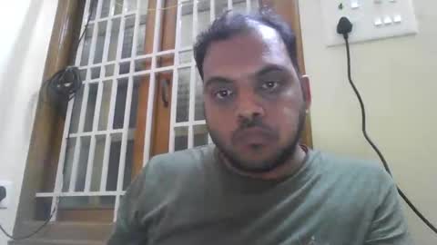 kingalpines1 online show from November 23, 5:24 pm