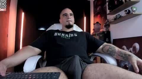 King Bear online show from April 8, 2:23 am