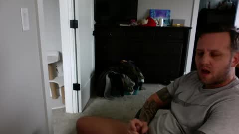kingcumzalot nobody cums more than me online show from January 9, 5:33 pm