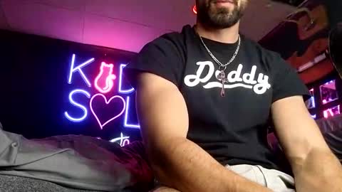 kingdaddysayless online show from October 22, 10:02 pm