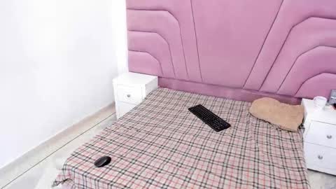 kingmaverickx online show from March 26, 3:43 am