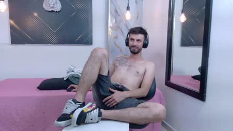 KING  online show from June 25, 4:26 am