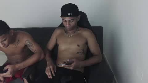 DOMINANT ALPHA KINGS online show from June 20, 2:16 am