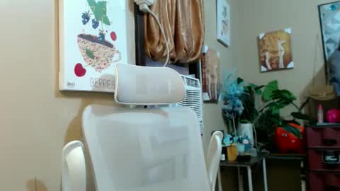 Snapshot of kingscock18 chatting on September 22, 9:20 am ALVIN online show from September 22, 9:20 am
