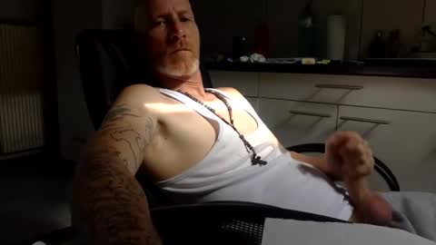 kingsize online show from September 10, 9:52 am